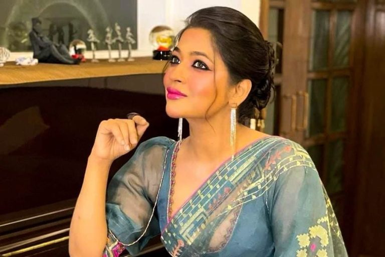 ইতালিতে আজমেরী হক বাঁধনের ওপর হামলার অভিযোগ, আওয়ামী লীগ-ছাত্রলীগের বিরুদ্ধে বিস্ফোরক দাবি।